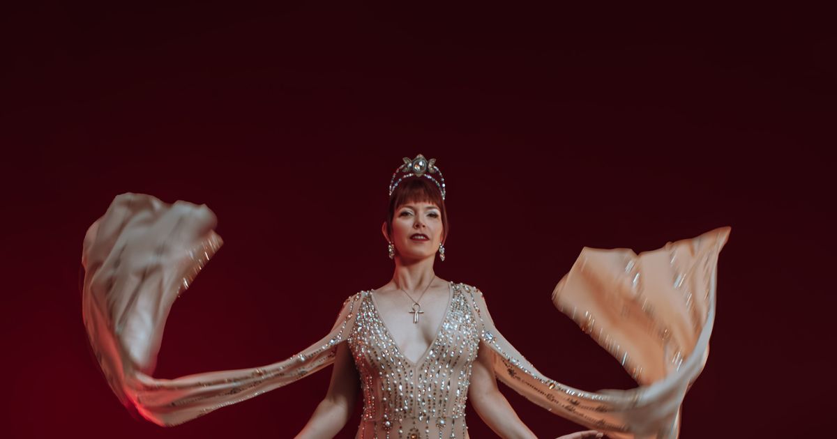 Goddess Gracious (18+) — Amsterdam Burlesque Revue