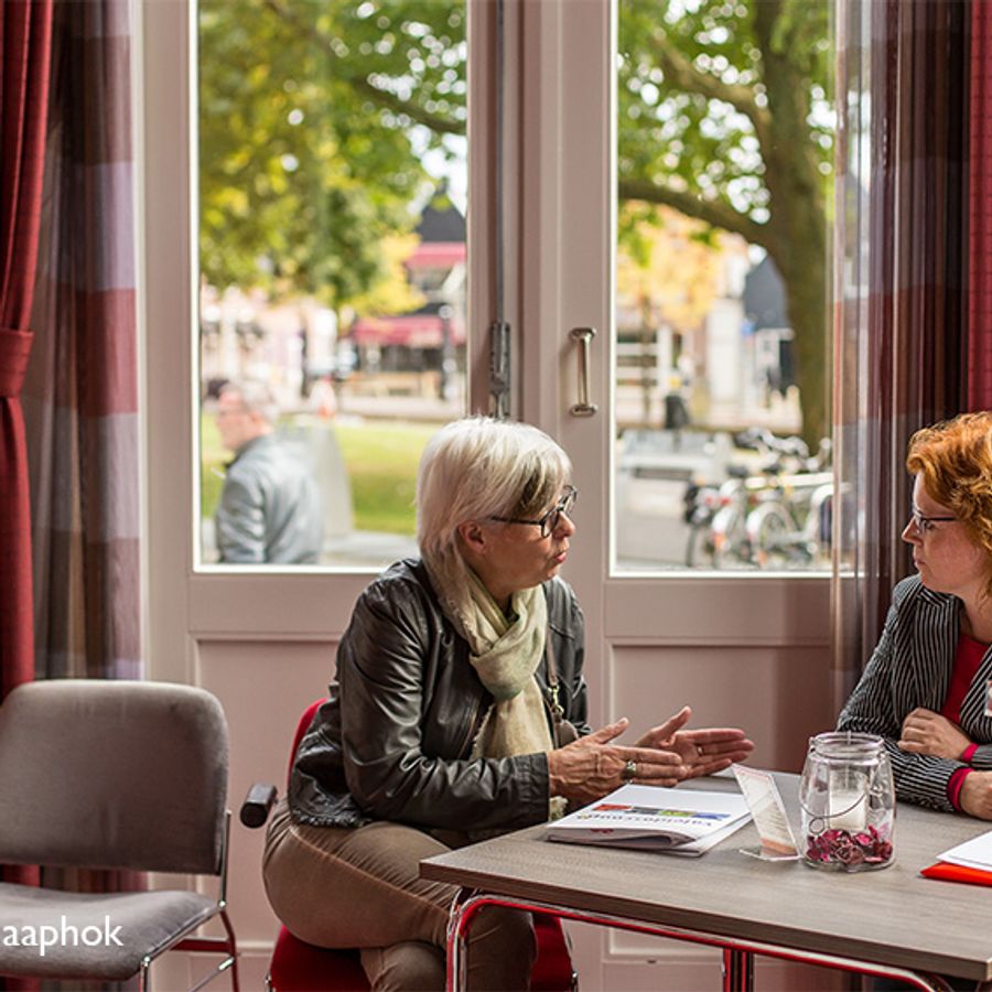 Coachingsgesprekken op een sfeervolle, rustige plek