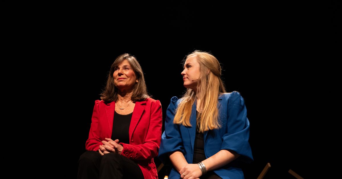 Afslag Gewist — Debby Petter & Emma Finkers